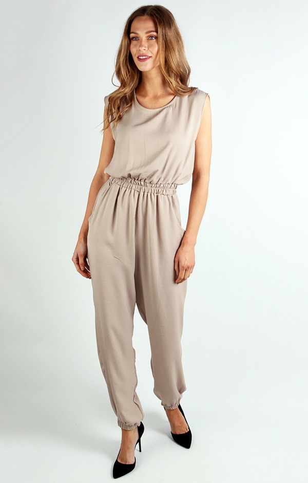 Sleeveless Jumpsuit With Front Pockets